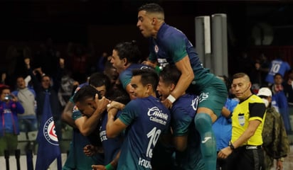 La Máquina vence al León en el último minuto por 2-1