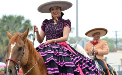 ¿Qué es una escaramuza charra mexicana?