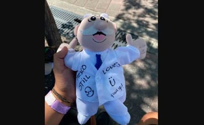 Por esta razón es ‘cool’ comprar peluches del Dr. Simi hechos en Puebla