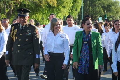 Desfile Cívico Militar se realizó con gran éxito