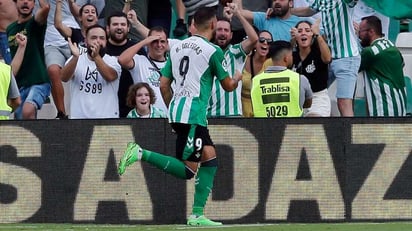 Betis remonta al Girona y ya es tercero de LaLiga