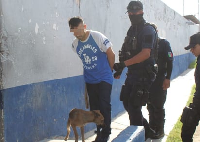 Drogadicto causa destrozos en su vivienda en Monclova 