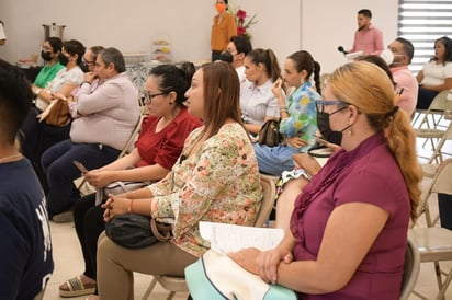 Nava instala grupo municipal para la prevención del embarazo en adolescentes