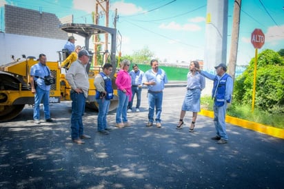 Alcaldesa supervisa obras que se realizan por la ciudad de Piedras Negras 