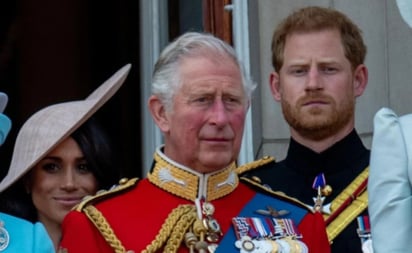 El príncipe Harry llegó tarde el día que murió su abuela, Isabel II, por una pelea sobre Meghan Markle