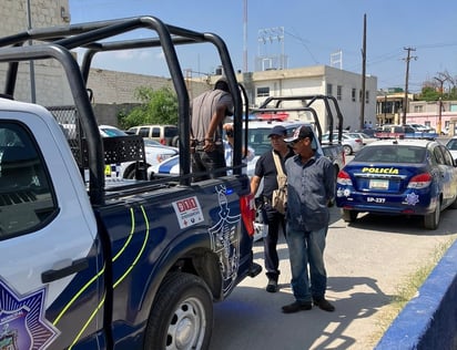 Dos lavacoches sin permiso fueron detenidos por la Policía Municipal 