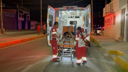 Cafre arrolla a menor que tripulaba motocicleta en la colonia Guadalupe de Monclova