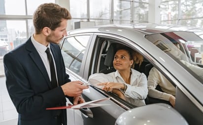  ¿Puedes devolver un coche recién comprado si tiene un defecto?