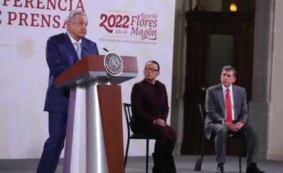 AMLO pide marchar en paz por caso Ayotzinapa; 'hay muchos provocadores que no quieren la justicia'