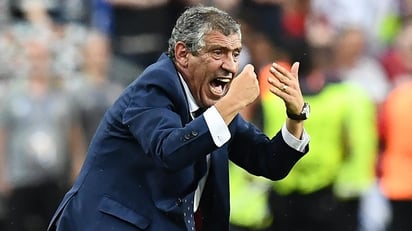 Fernando Santos: 'Es importante tener un césped en buenas condiciones'