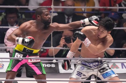 Floyd Mayweather Jr. noquea al japonés Mikuru Asakura