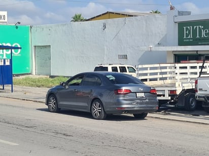 Repartidor de cerveza provoca carambola en la colonia Nueva Rosita