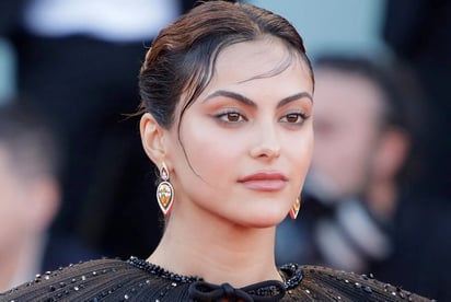 Camila Mendes, sus secretos de belleza para sentirse increíble a sus 28