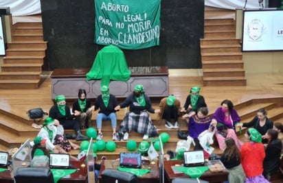 De madrugada y en 28S, así rechazaron diputados en Durango la despenalización del aborto 