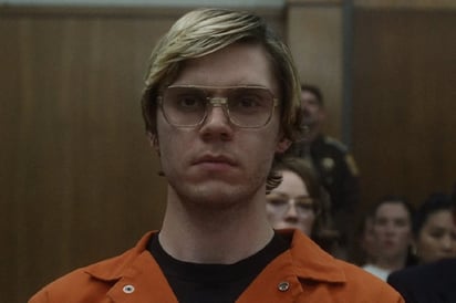 Familiares de las victimas de Dahmer critican a Netflix