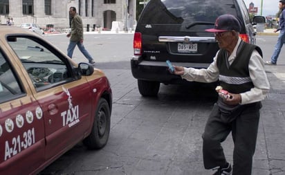 Reforma laboral: Prohíben límite de edad en contratación de trabajadores