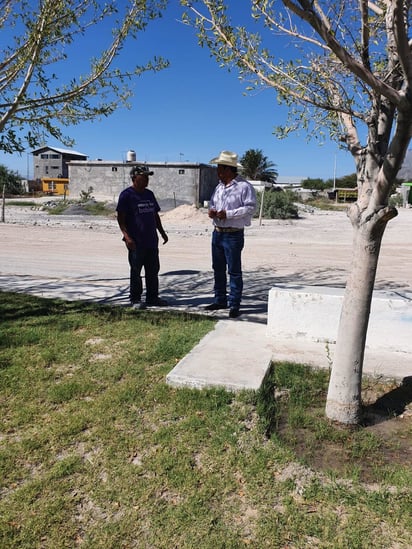 Cuatro Ciénegas al cuidado de las plazas y los jardines