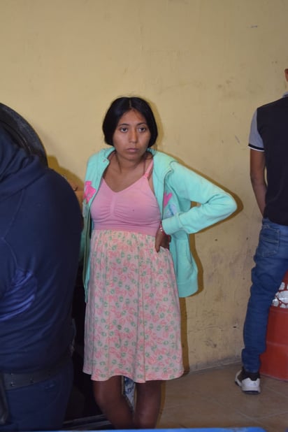 Chica embarazada estaba con 'parvada' en unas tapias