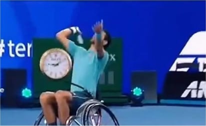 VIDEO: Novak Djokovic y una polémica jugada contra un tenista en silla de ruedas