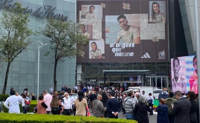 Desalojan centro comercial Perisur por amenaza de bomba