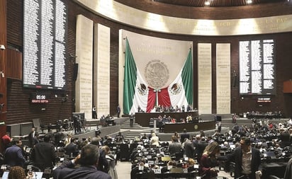 Diputados alistan en 'fast-track' reforma militar; prevén votar el 13 de octubre