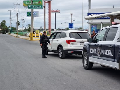 Muere mujer de infarto cuando viajaba en camioneta en Frontera 