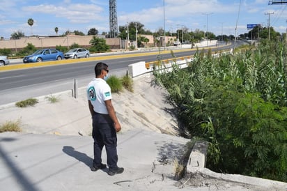 Socorristas logran evitar que individuo se quite la vida en Monclova 