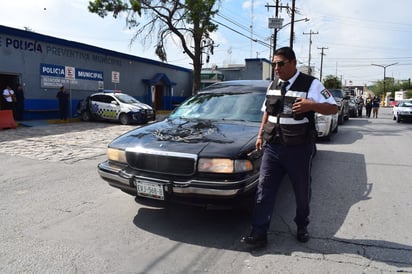 'El charro' da paseo final por comandancia.