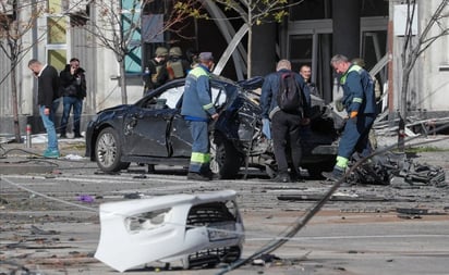 Nuevos bombardeos rusos en Ucrania previo a reunión de emergencia del G7