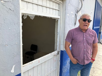 Enferma mental vandalizó oficina de enlace obrero municipal y ciudadano