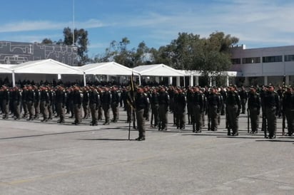 Sheinbaum toma protesta a 427 graduados de la Universidad de la Policía de la Ciudad de México