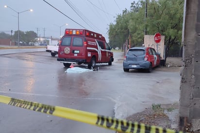 Hombre muere mientras conduce a causa de un infarto en Piedras Negras 