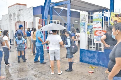 Primarias registran ausentismo por las condiciones del clima 