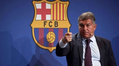 Barcelona se plantea 'limpiar' la plantilla y podría despedir a sus cuatro capitanes