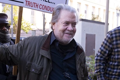 Steve Bannon, exasesor de Trump, condenado a cuatro meses de cárcel