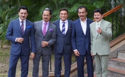 Los Tigres del Norte reciben trágica noticia sobre su familia en pleno concierto, pero todo fue un malentendido