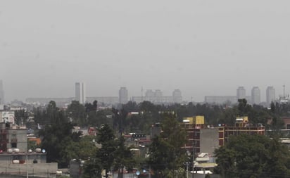 Reportan de regular a mala la calidad del aire en CDMX; viento dispersa contaminantes: CAMe