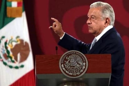 AMLO da a Walmart licencia de libre importación de alimentos 