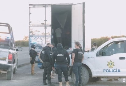 La Sedena asegura otro grupo de migrantes en tráiler en un retén de Allende, Coahuila 