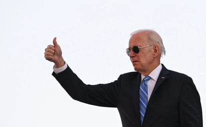 Biden recibirá vacuna de refuerzo contra Covid-19 este martes