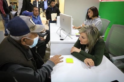 Norma Treviño atiende peticiones de la ciudadanía en 'Martes Contigo'