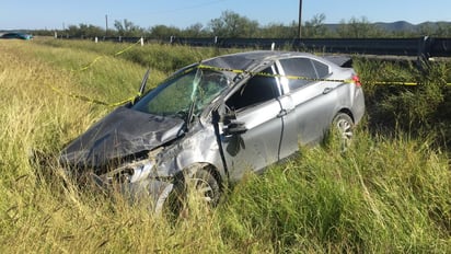 Un muerto y cuatro heridos deja volcadura