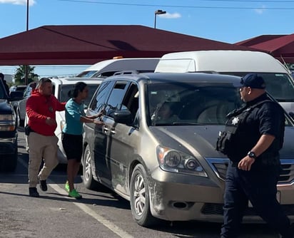 Migrantes viajaban en carros y fueron asegurados por EM