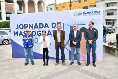 Mamografías sin costo instalan en Plaza Principal de Monclova