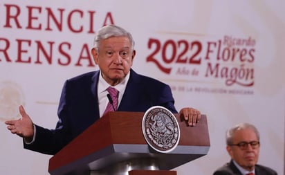 Respeto, pero no comparto postura de la Iglesia católica por reforma al INE: AMLO