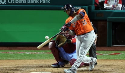 ¡Sacan ventaja! Astros vence de nuevo a los Filis y está a una victoria de coronarse en la Serie Mundial