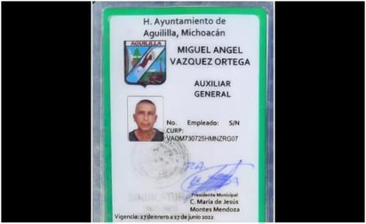 CJNG: Alcaldesa de Aguililla denuncia a síndica por expedir credenciales a narcos