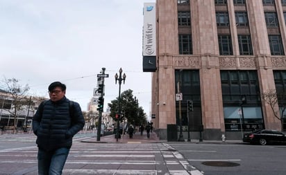 Trabajadores de Twitter temen el despido de toda la plantilla en España