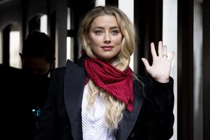 Amber Heard elimina su cuenta de Twitter tras su compra por Elon Musk