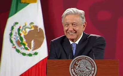 Entre risas, AMLO se niega a disculparse con Lorenzo Córdova por haberlo destapado para 2024